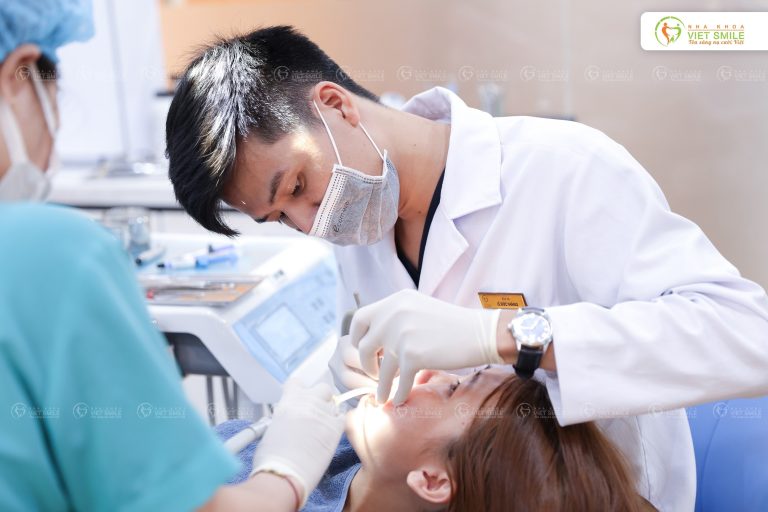 Nằm Mơ Thấy Bị Đau Răng: Giải Mã Ý Nghĩa và Điềm Báo Từ Giấc Mơ